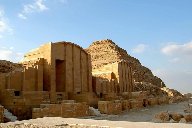 Private Day Tour to Giza Pyramids Sphinx Memphis & Saqqara - Exploring the Giza Pyramids