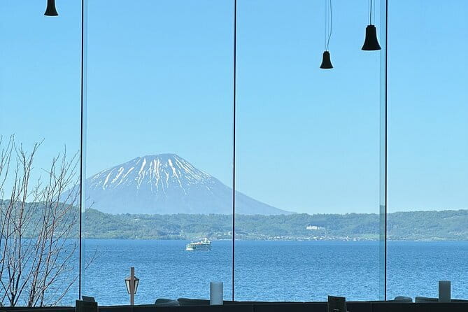 Private Day Tour to Hokkaido Noboribetsu and Lake Toya by Car - Usuzan Ropeway and Scenic Views