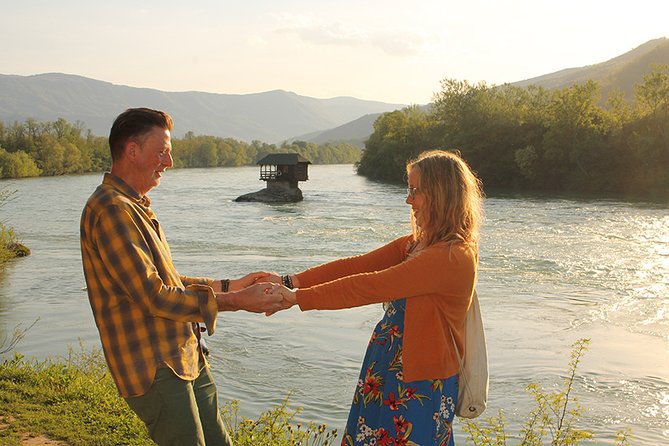 Private Day Tour to Mokra Gora, Sargan Eight Train and Drina River House - Train Journey on Šargan Eight