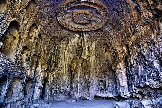 Private Day Tour to Shaolin Temple and Longmen Grottoes From Zhengzhou - Exploring Longmen Grottoes