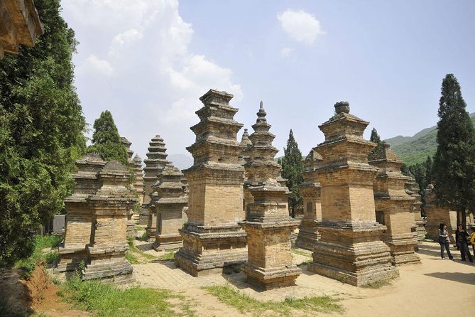 Private Day Tour to Shaolin Temple From Beijing by Bullet Train With Kungfu Show - Tour Logistics and Considerations