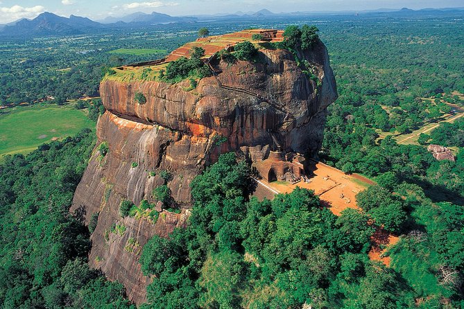 Private Day Tour to Sigiriya and Dambulla From Colombo - Tour Itinerary and Highlights
