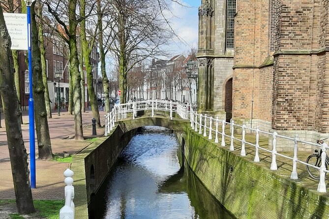 Private Day Tour to the Hague, Kinderdijk and Delft From Amsterdam - Delft Blue Pottery
