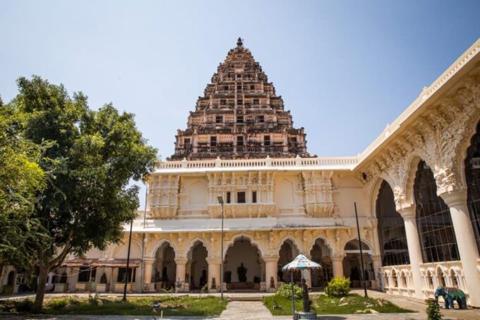 Private Day Tour to Trichy, Tanjore, Chettinad From Madurai - Frequently Asked Questions