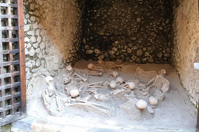 Private Day Tour to Vesuvius, Herculaneum & Pompeii With Pick up - Discovering Herculaneum