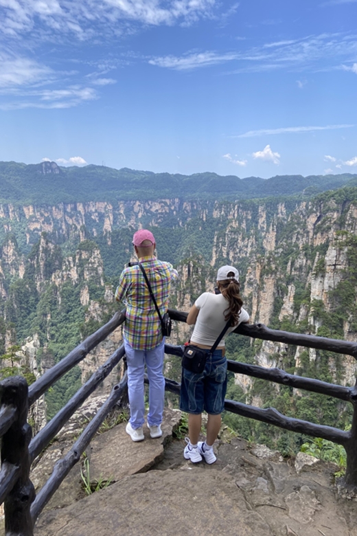 Private Day Tour to Zhangjiajie National Forest Park - Itinerary Highlights