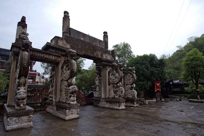 Private Day Tour: Tujia Ethnic Ancient Village of Shiyanping From Zhangjiajie - Explore the Ancient Village