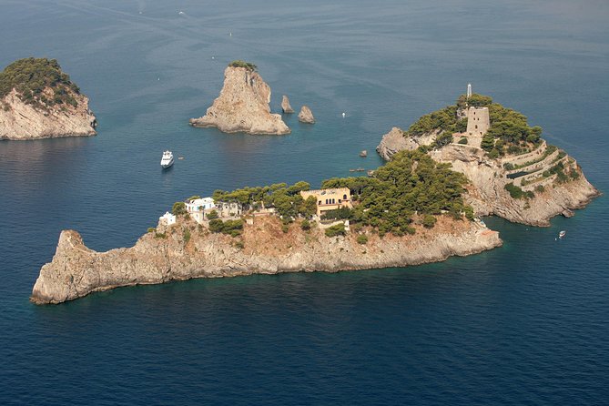 Private Day Trip Around Positano and the Amalfi Coast - Booking and Logistics