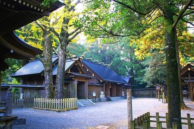 Private Day Trip Around Yamaguchi City From Fukuoka With Minibus - Accessibility and Recommendations