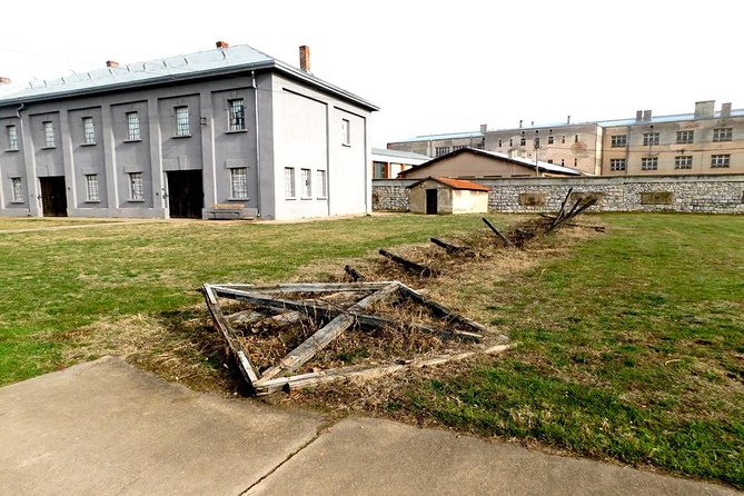 Private Day Trip From Belgrade: Nis Sightseeing Tour & Devils Town - Overview of the Tour
