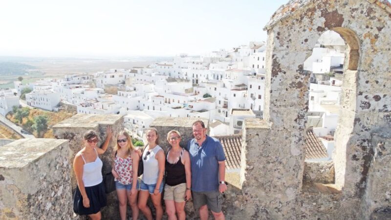 Private Day Trip From Cádiz: Vejer De La Frontera & Bolonia - Tour Overview
