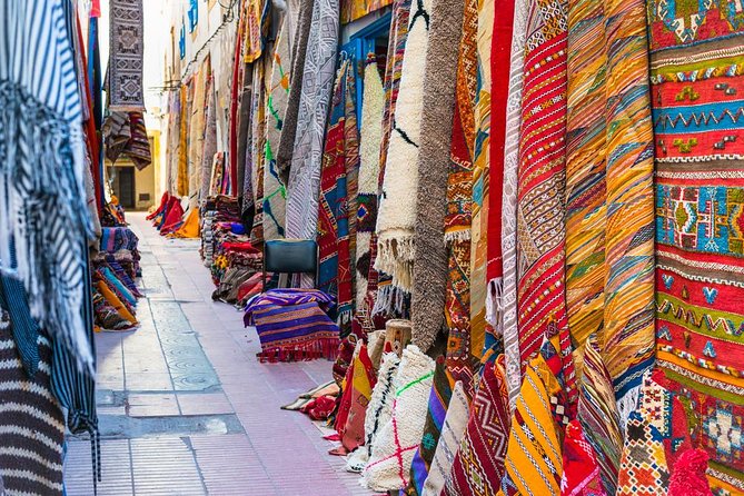 Private Day Trip From Marrakech to Essaouira - Pickup and Meeting Information