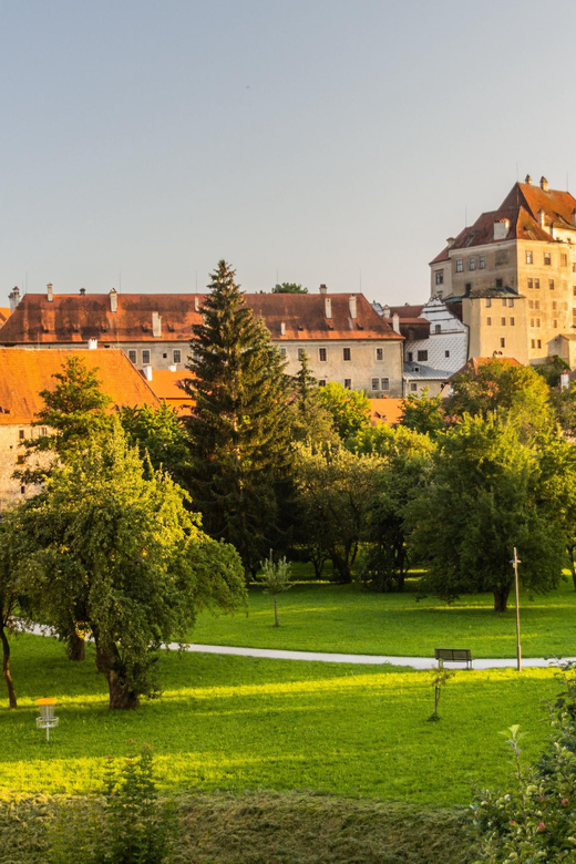 Private Day Trip From Prague to Cesky Krumlov, and Back - Important Information