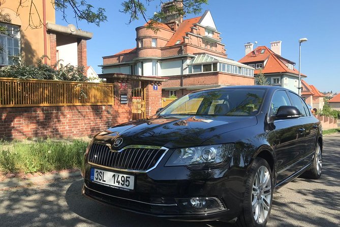 Private Day Trip From Prague to Vienna for up to 4 People - Key Points