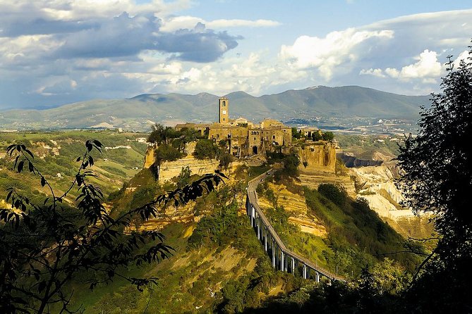 Private Day Trip From Rome to Orvieto and Civita Di Bagnoregio - Discovering Civita Di Bagnoregio