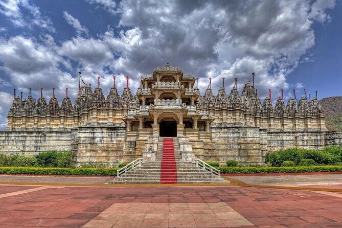 Private Day Trip from Udaipur to Kumbhalgarh Fort and Ranakpur - FAQs