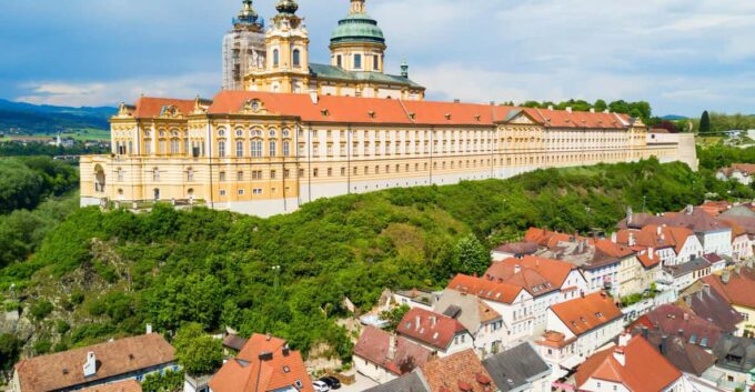 Private Day Trip From Vienna to Hallstatt & Melk, and Back - Tailored Experience Customization