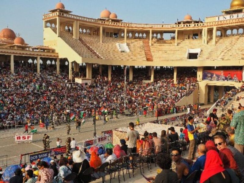 Private Day Trip Golden Temple & Wagah Border From Amritsar - Itinerary Details