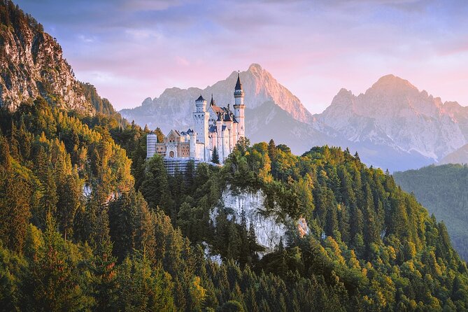 Private Day Trip: Munich to Neuschwanstein & Landsberg Am Lech - Pickup and Meeting Details