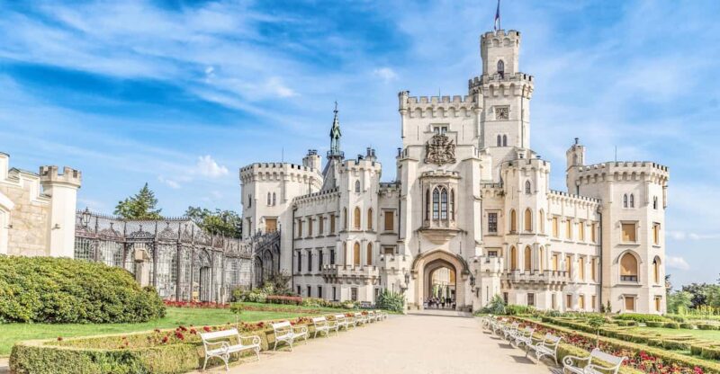 Private Day Trip: Prague to Cesky Krumlov & Hluboka Castle - Itinerary Highlights