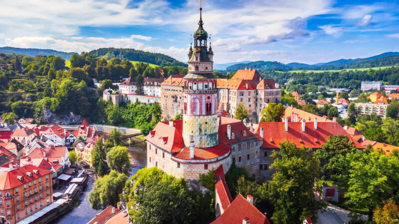 Private Day Trip: Prague to Cesky Krumlov & Hluboka Castle - Discover Hluboka Castle