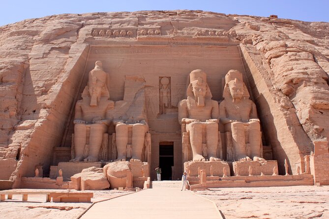 Private Day Trip to Abu Simbel Temple With Guide From Luxor - Professional Egyptologist Guide