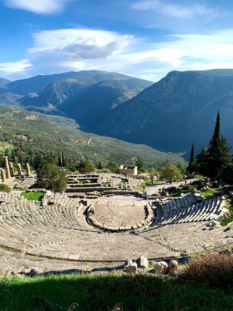 Private Day Trip to Delphi and Arachova From Athens - Key Points