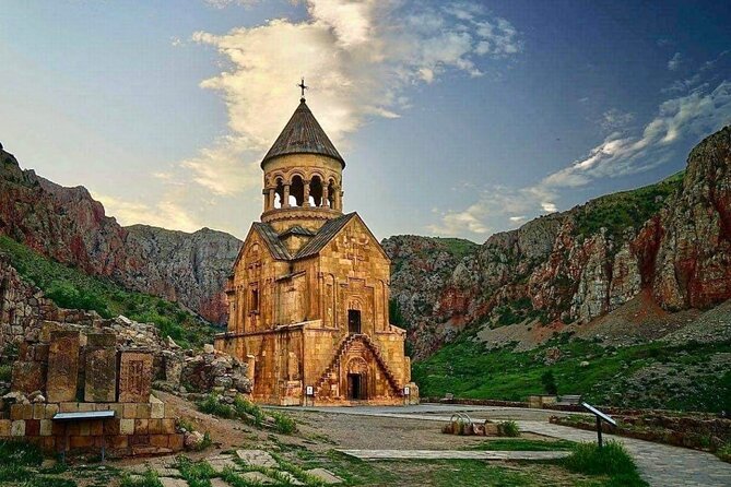 Private Day Trip to Khor Virap, Areni & Noravank - Booking Information