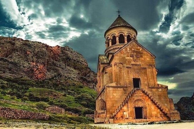 Private Day Trip to Khor Virap, Areni & Noravank - Exploring Areni