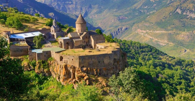 Private Day Trip to Khor-Virap, Noravank & Tatev Monasteries - Reaching Tatev