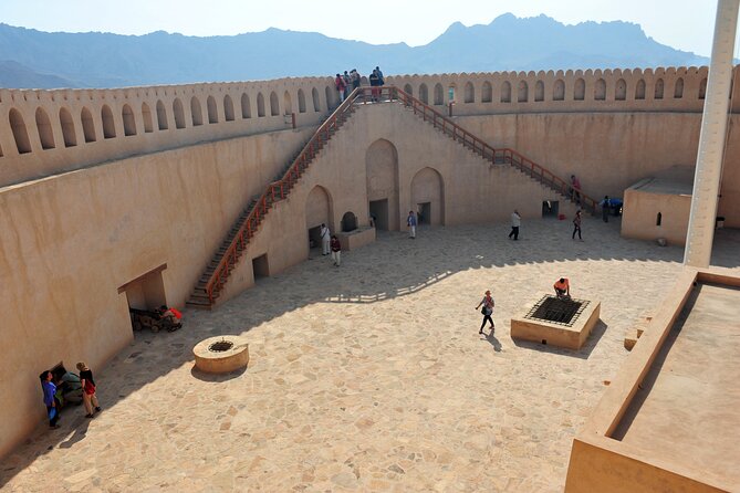 Private Day Trip to Nizwa & Jabal Shams (The Grand Canyon of Oman) - Adventuring at Jabal Shams