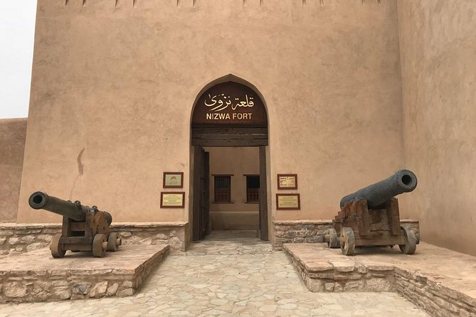 Private Day Trip to Nizwa & Jabal Shams (The Grand Canyon of Oman) - Confirmation and Accessibility