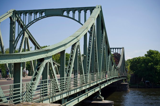 Private Day Trip to Potsdam From Berlin by Train - Meeting and Pickup Details