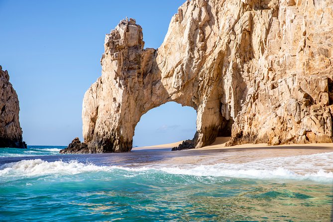 Private Day Trip to San José & Cabo San Lucas - Snorkeling and Glass Boat Ride