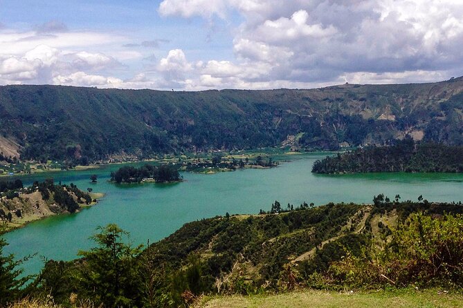 Private Day Trip To See The Wonderful Crater Lake Of Wenchi & Ancient Churches - Cultural Immersion Experience