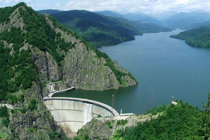 Private Day Trip to Transfagarasan ( Road Above the Clouds ) From Bucharest - Highlights of the Curtea De Arges Monastery