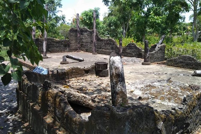 Private Day Trip to Visit MY LAI MASSACRE From Hoi an or Da Nang City - Transportation and Accessibility Details