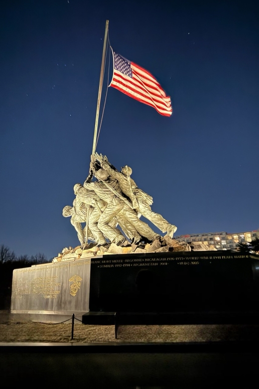 Private DC at Night Tour - Experience Features
