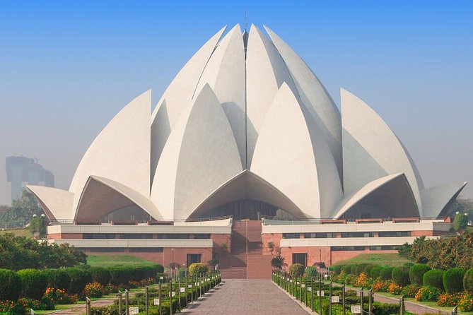 Private Delhi Day Tour With Tour Guide - Accessibility and Vehicle Type