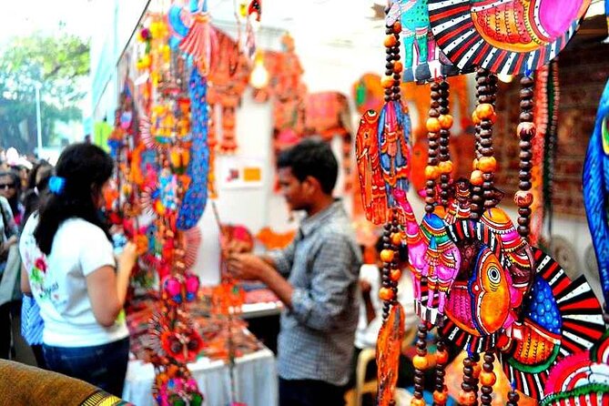 Private Delhi Shopping Tour With Female Guide - Chandni Chowk