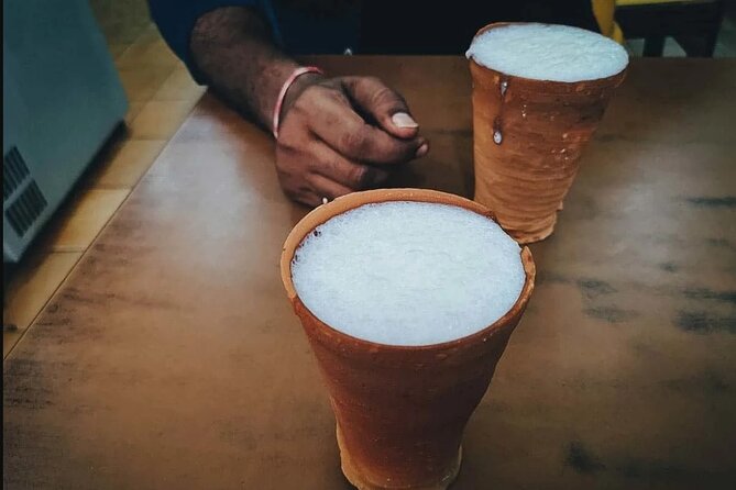 Private Delhi Shopping Tour With Female Guide - Inclusions and Transportation