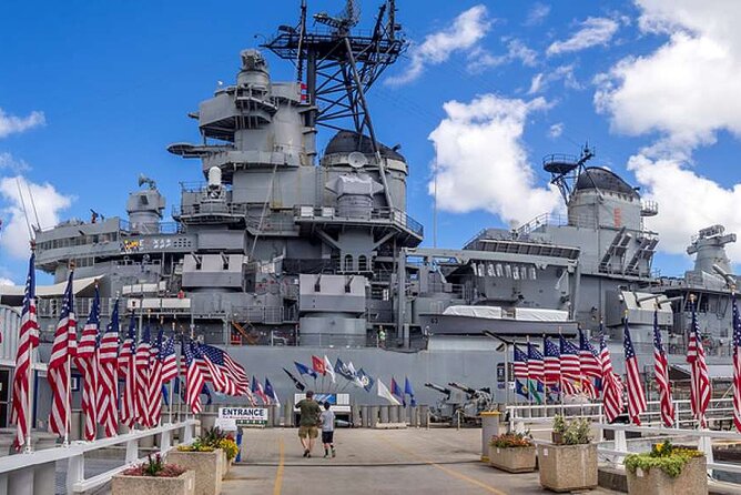 Private Deluxe Arizona Memorial and USS Missouri Battleship Tour - Touring the USS Missouri Battleship
