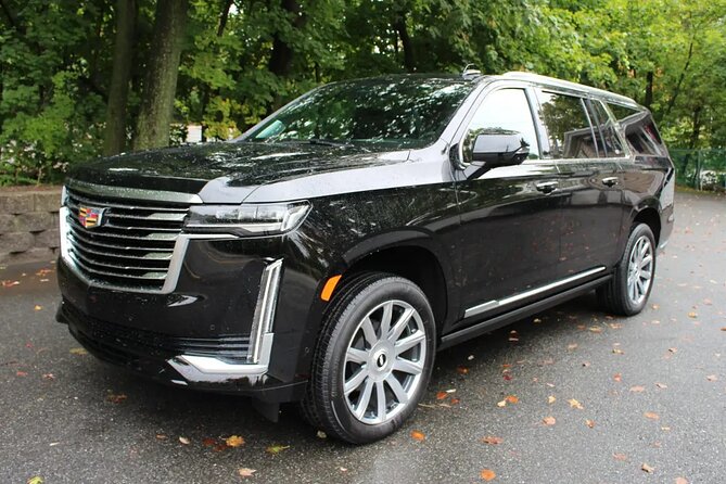 Private Departure by SUV From DENver City to DENver Airport DEN - Luggage Policy