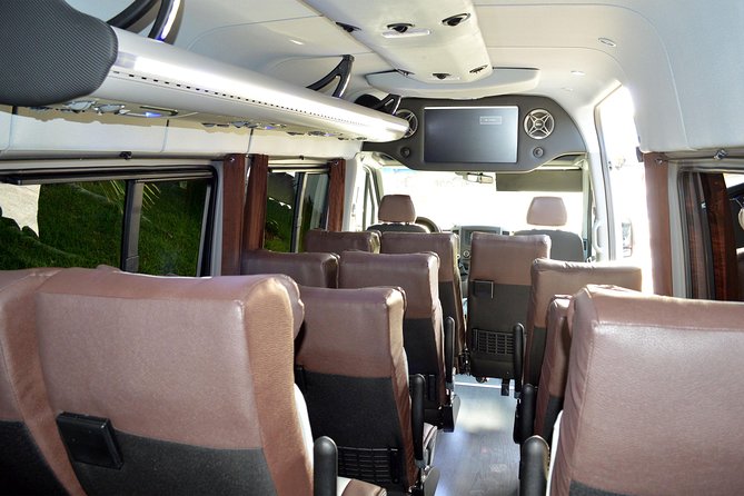 Private Departure Luxury Transfer Hotels To: San Jose International Airport (1 - 5) - Pricing and Inclusions
