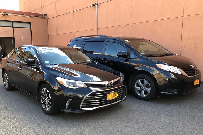 Private Departure Transfer Brooklyn to NYC Airports (JFK) (LGA) (EWR) - Vehicle Options for Passengers