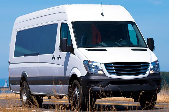 Private Departure Transfer: Hotel to Santo Domingo International Airport (5 - 7) - Booking and Confirmation