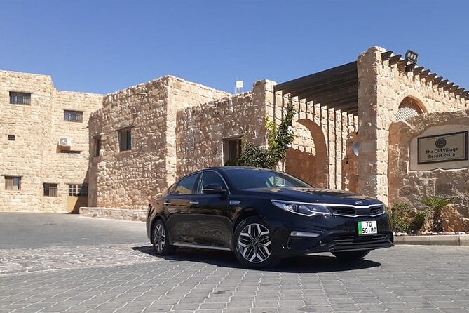 Private Departure Transfer: Petra Hotels to Amman Airport - Driver Assistance