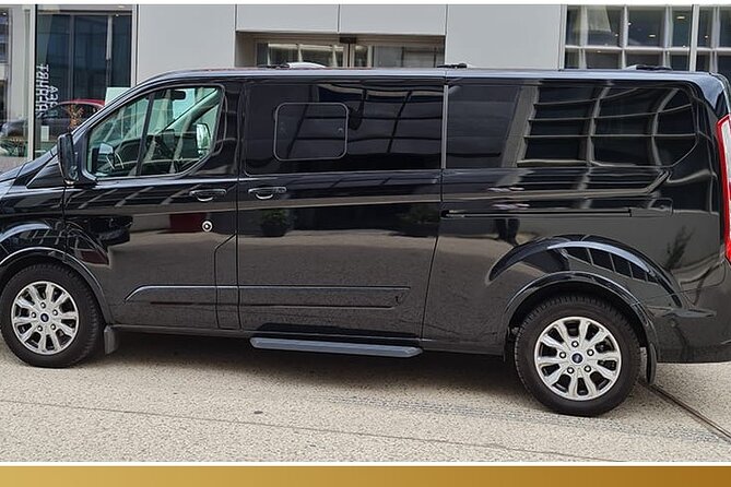 Private Departure Transport From Barcelona City to Airport - Booking Process