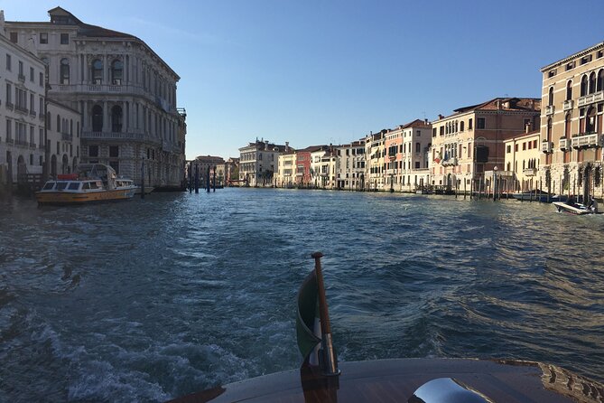 Private Departure,Transfer: Venice Cruise Terminal to Marco Polo Airport - Assistance and Lowest Price Guarantee