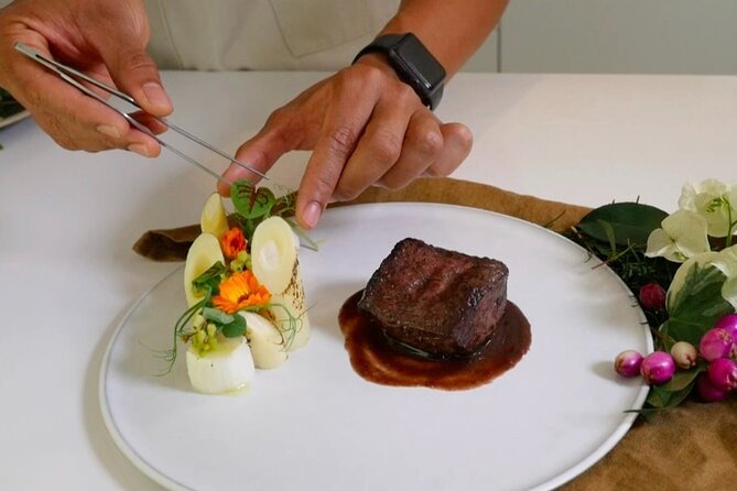 Private Dining Experience With a Chef in Lisboa - Booking and Cancellation Policy